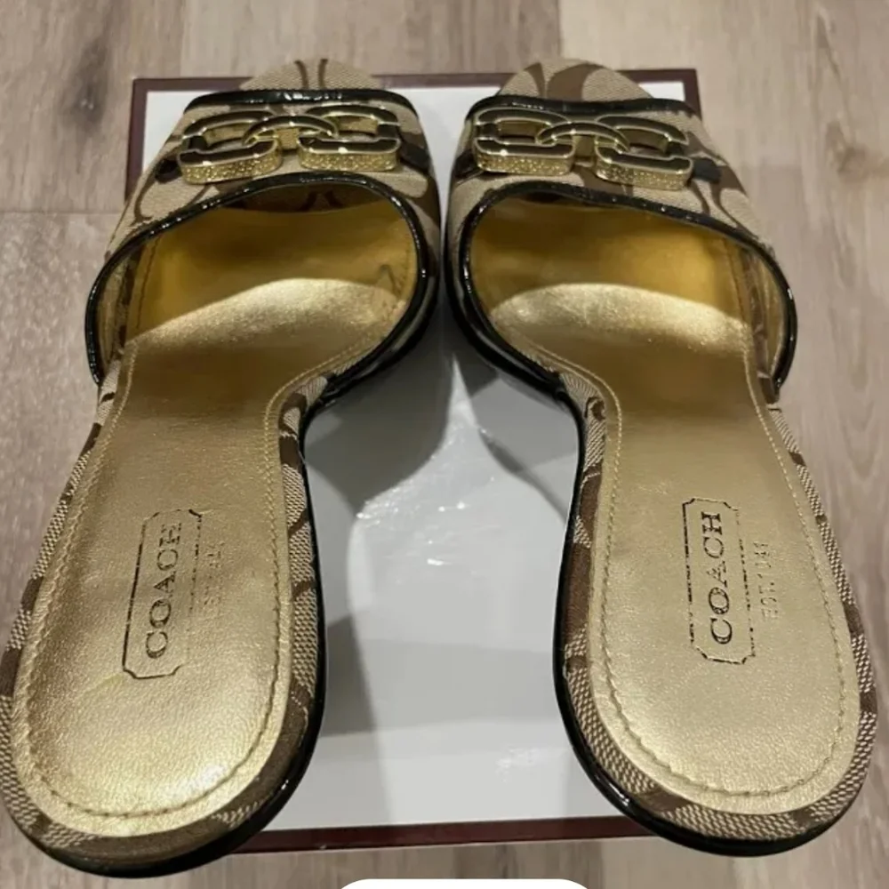 Coach Heels Sz 10 JUSTEEN Style Q369 **NEW** - Picture 13 of 14